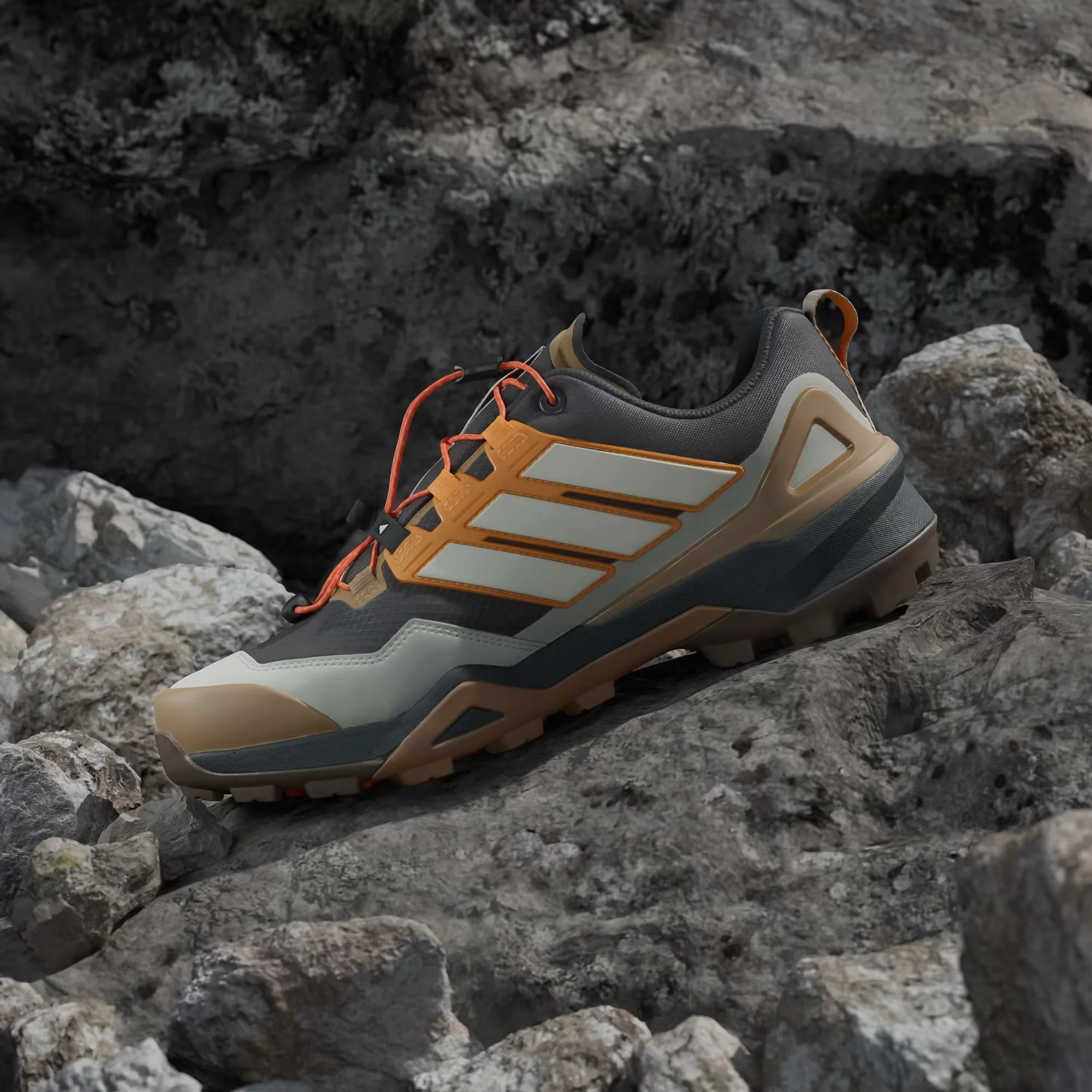 Adidas Terrex Men's Skychaser GORE-TEX Hiking Shoes Carbon/Off White/Pure Tangerine JR3987 - Image 9