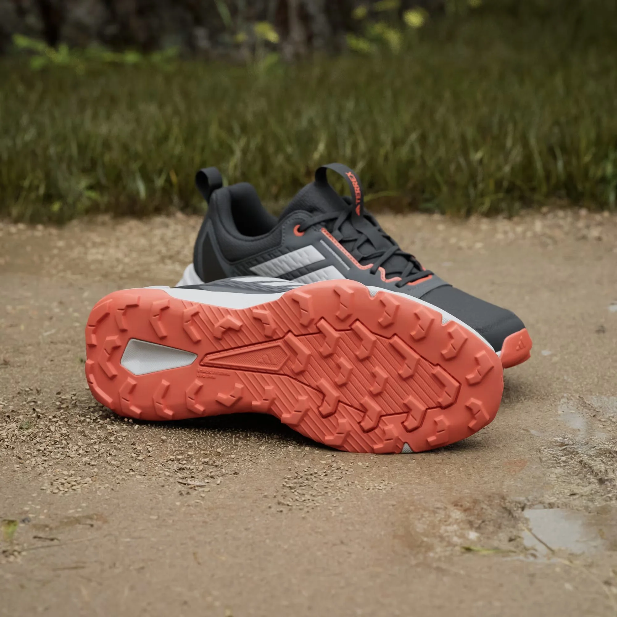 Adidas Terrex Men's Tracefinder Trail Running Shoes Core Black/Grey One/Semi Impact Orange JR9136 - Image 3