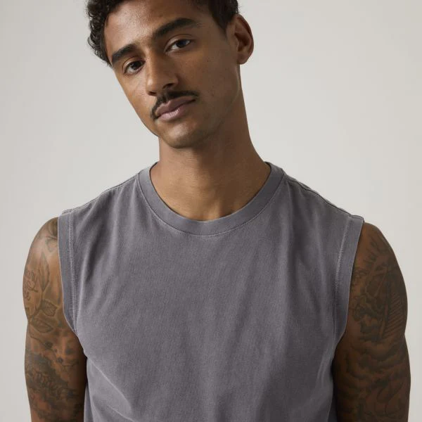 Levi's Men's Muscle Tank Black 004V10002 - Image 4