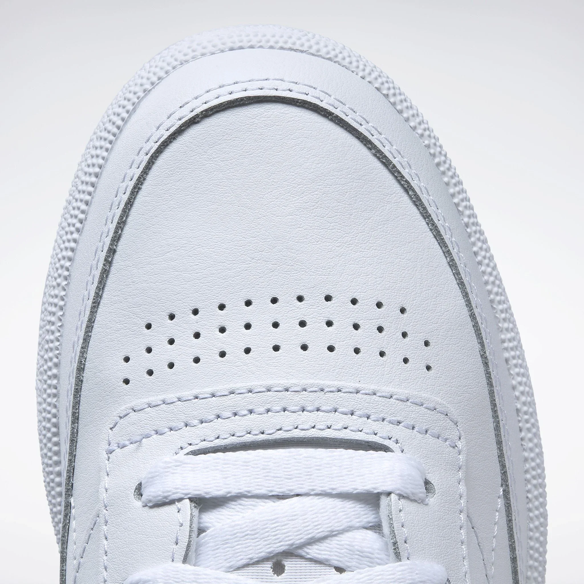 Reebok Women's Club C 85 Shoes Cloud White/Cloud White/Gold Metallic 100033933 - Image 7