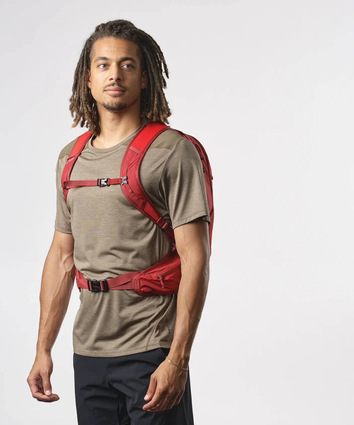 Salomon Unisex Trailblazer 20L Hiking Bag Red Dahlia/High Risk Red LC2183500 - Image 3