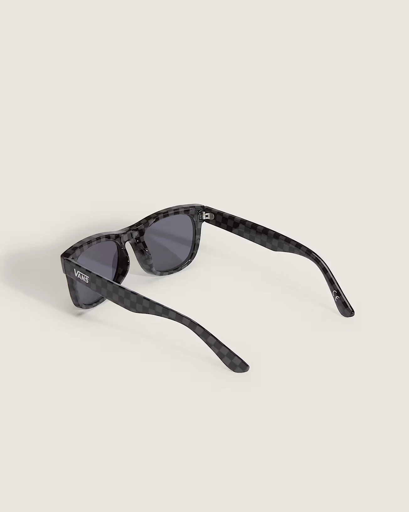Vans Unisex Spicoli Sunglasses Black/Charcoal VN000T0EBA5 - Image 3