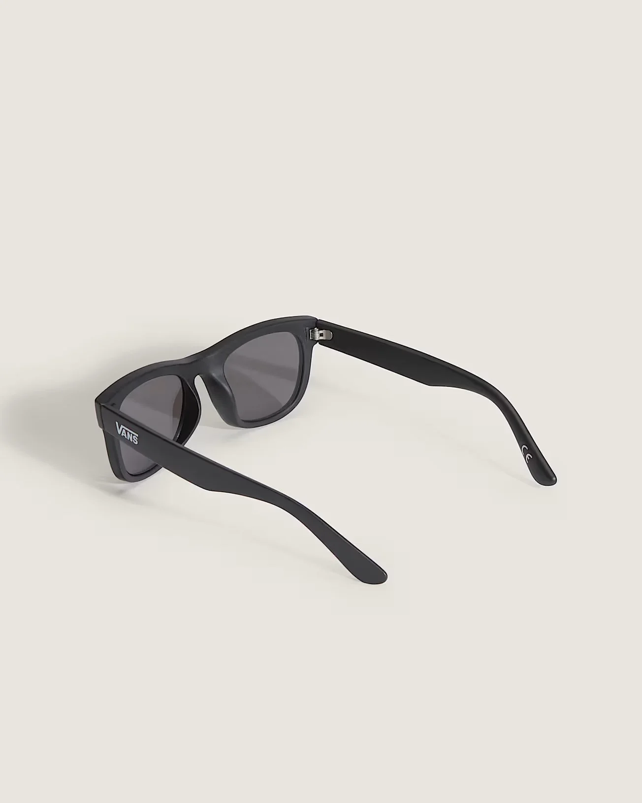 Vans Unisex Spicoli Sunglasses Matte Black/Silver VN000T0ECVQ - Image 3